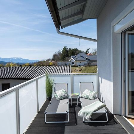 Schönes Ferienhaus mit Garten Pörtschach am Wörthersee Exterior foto